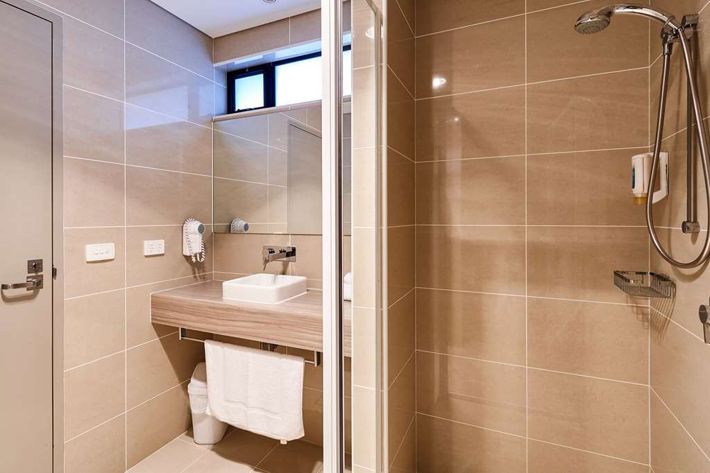 Foreshore Hotel 4*